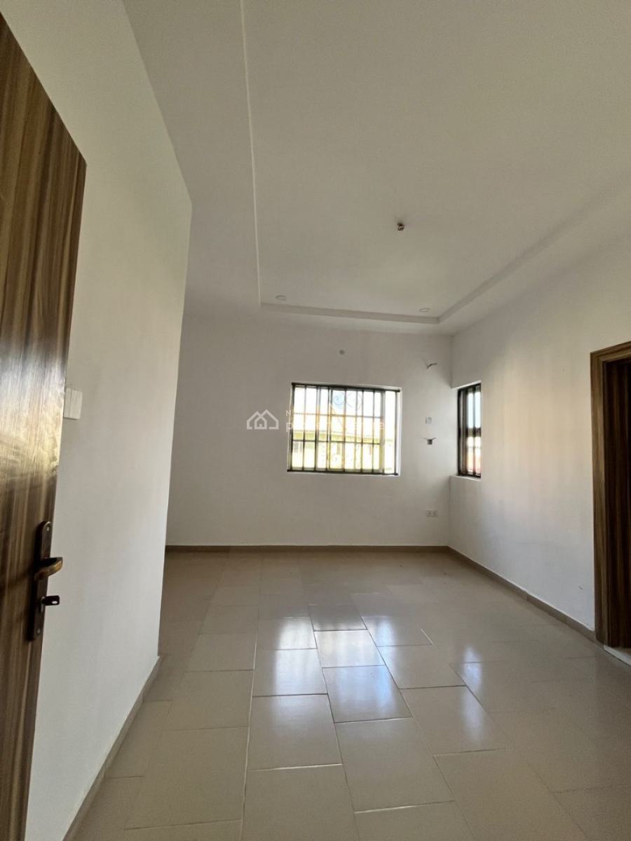3 Bedroom Apartment, Ilaje, Ajah, Lagos, Block of Flats for Sale