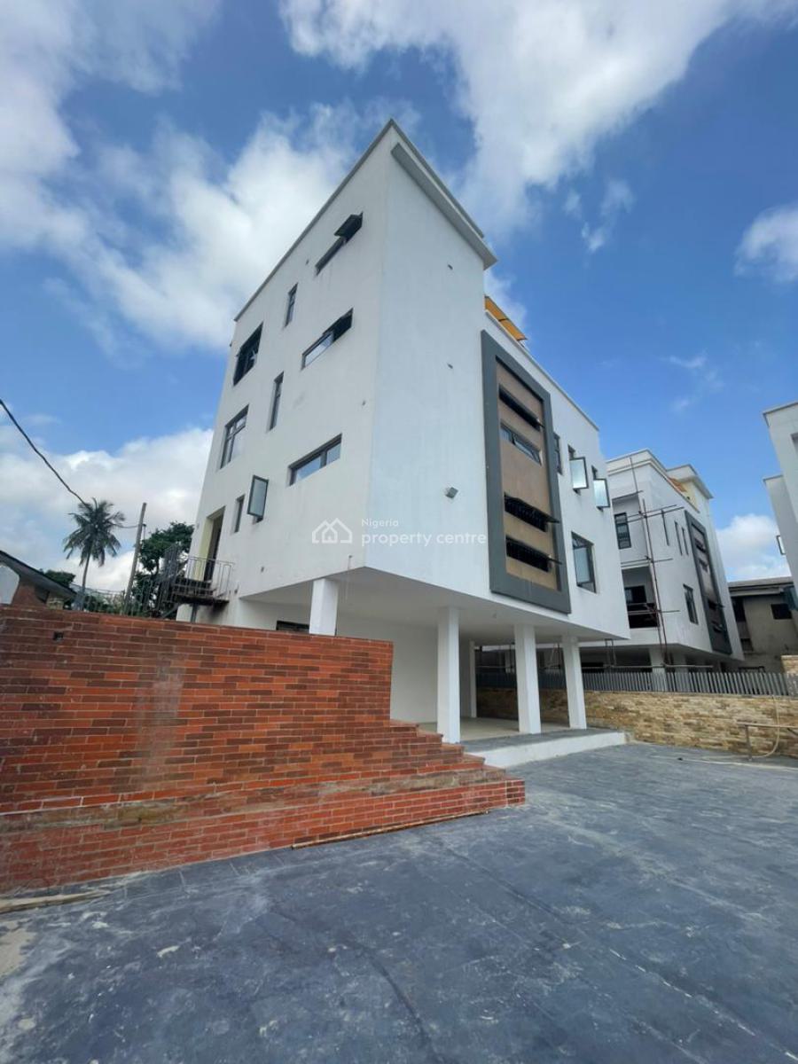 5 Bedroom Fully Detached Duplex...... with Elevator, Bq , Swimming Pool, Maryland, Lagos, Detached Duplex for Sale