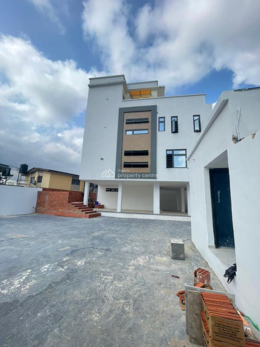 5 Bedroom Fully Detached Duplex...... with Elevator, Bq , Swimming Pool, Maryland, Lagos, Detached Duplex for Sale