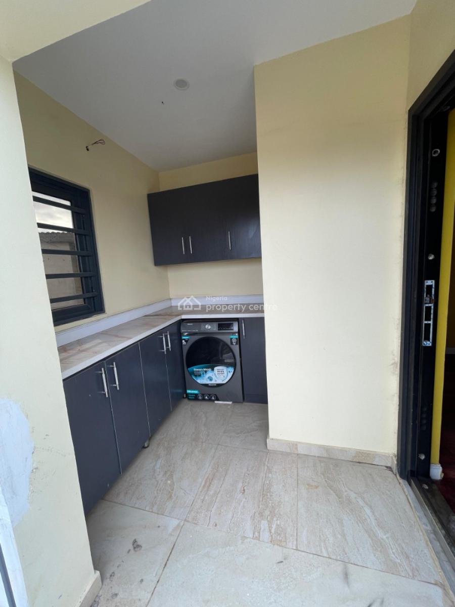 5 Bedroom Fully Detached Duplex...... with Elevator, Bq , Swimming Pool, Maryland, Lagos, Detached Duplex for Sale