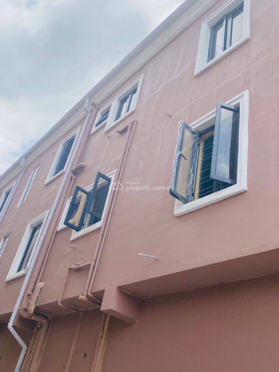 Luxury 3 Bedroom Apartment with Modern Facilities, Alagomeji, Yaba, Lagos, Flat / Apartment for Rent