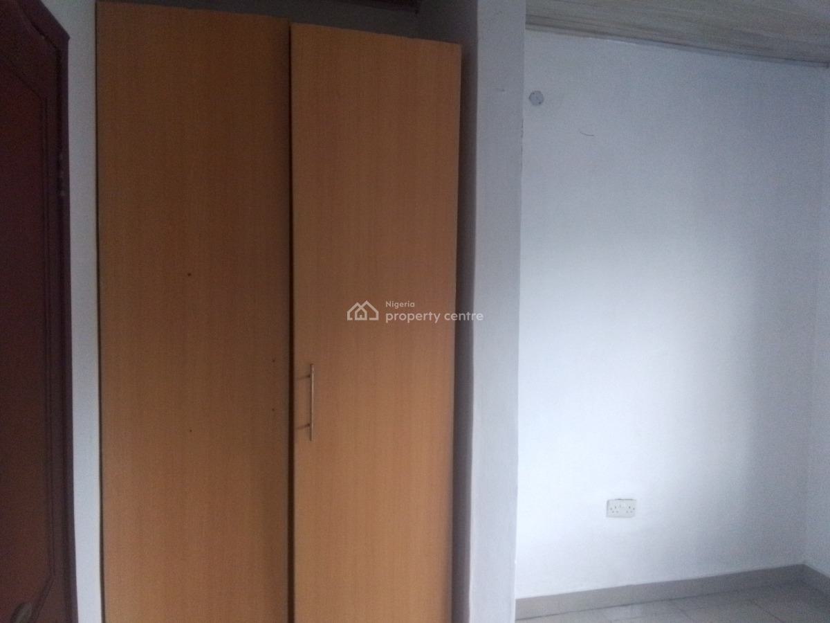 Spacious 2 Bedroom Flat with Excellent Features, Agunbiade Junction, Ogombo, Ajah, Lagos, Flat / Apartment for Rent