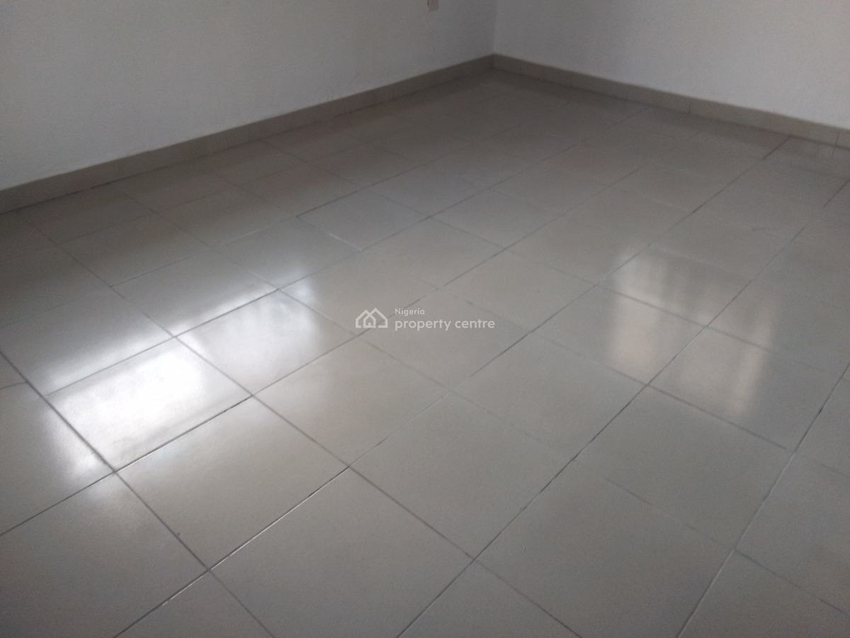 Spacious 2 Bedroom Flat with Excellent Features, Agunbiade Junction, Ogombo, Ajah, Lagos, Flat / Apartment for Rent