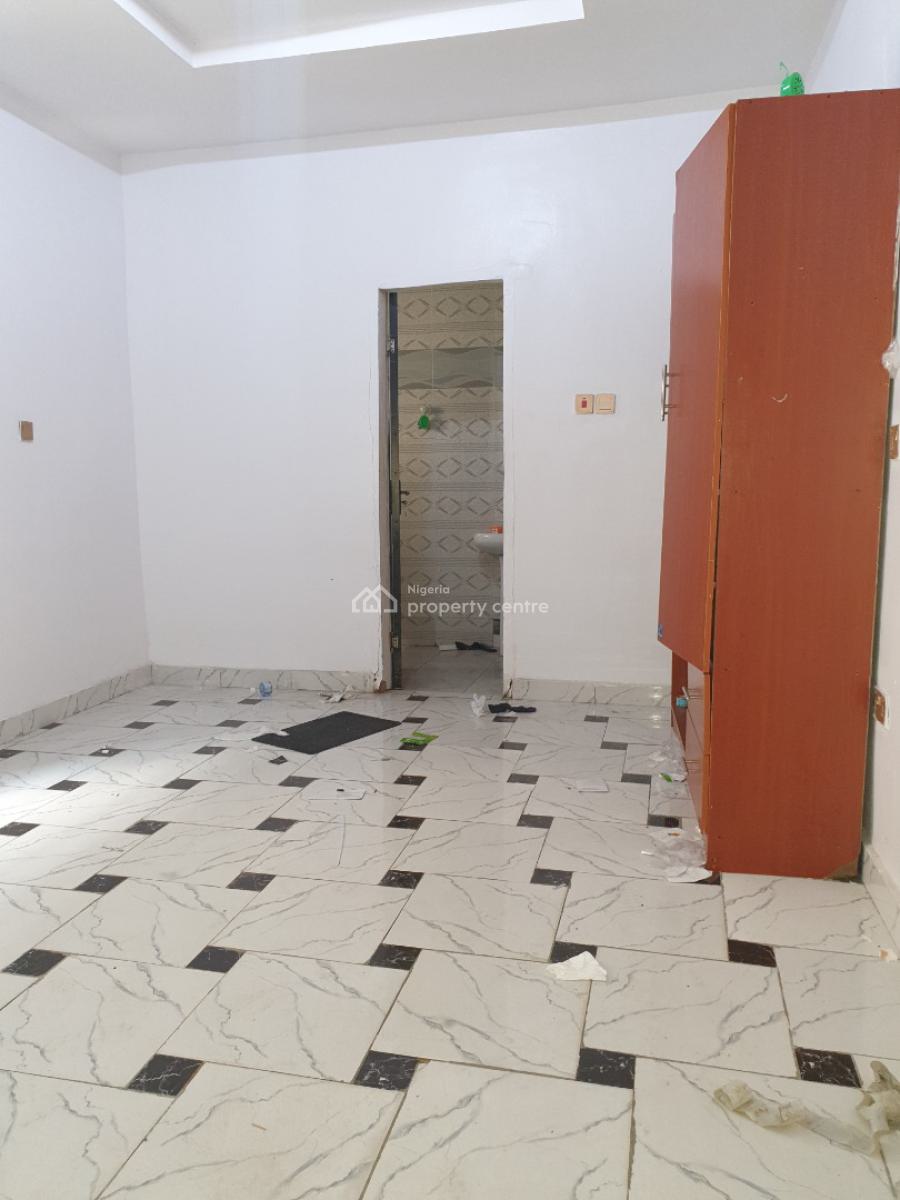 Spacious 2 Bedroom Flat, Osapa London, Osapa, Lekki, Lagos, Flat / Apartment for Rent