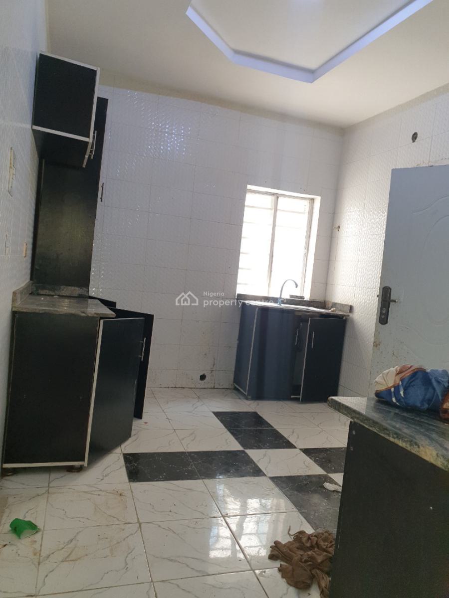 Spacious 2 Bedroom Flat, Osapa London, Osapa, Lekki, Lagos, Flat / Apartment for Rent