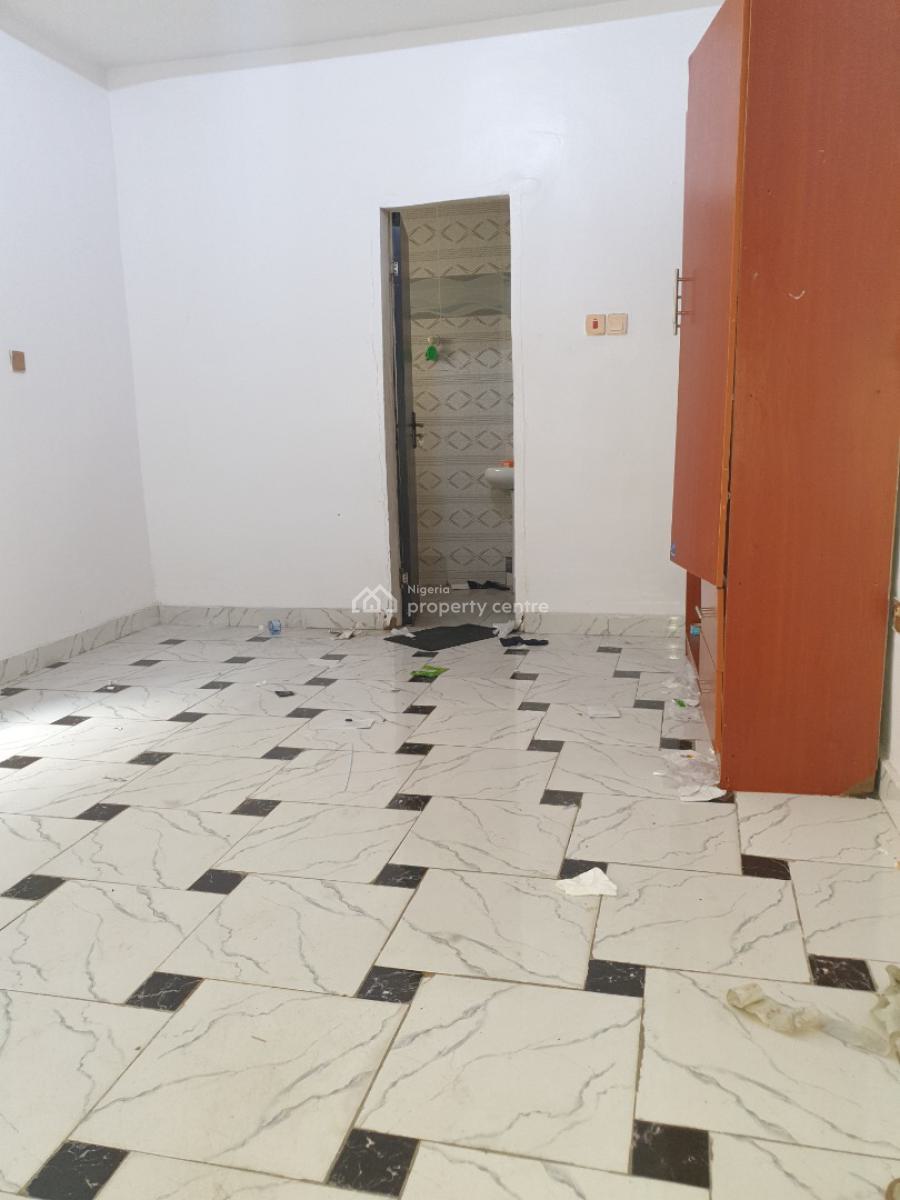 Spacious 2 Bedroom Flat, Osapa London, Osapa, Lekki, Lagos, Flat / Apartment for Rent