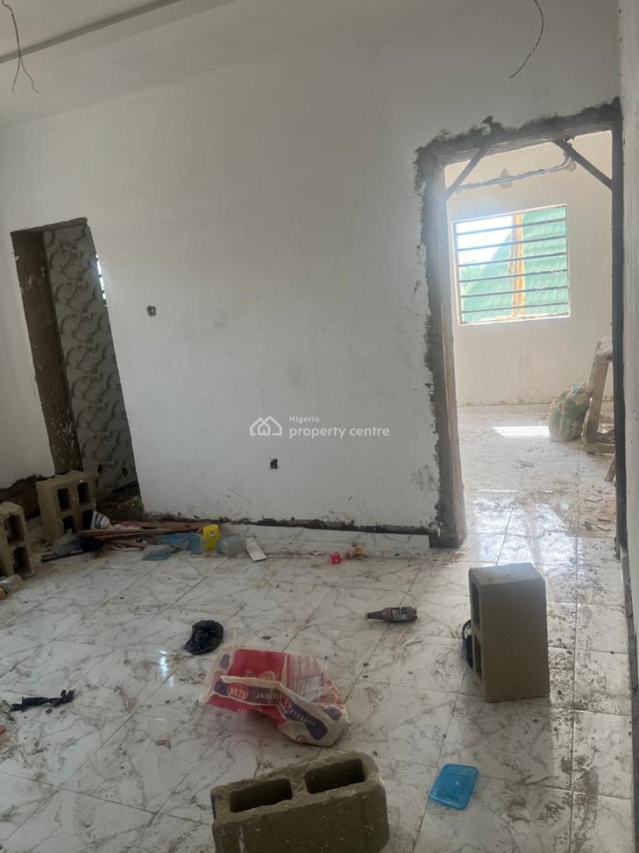 Miniflat for Long Lease, Abule Ijesha, Yaba, Lagos, Mini Flat (room and Parlour) for Sale