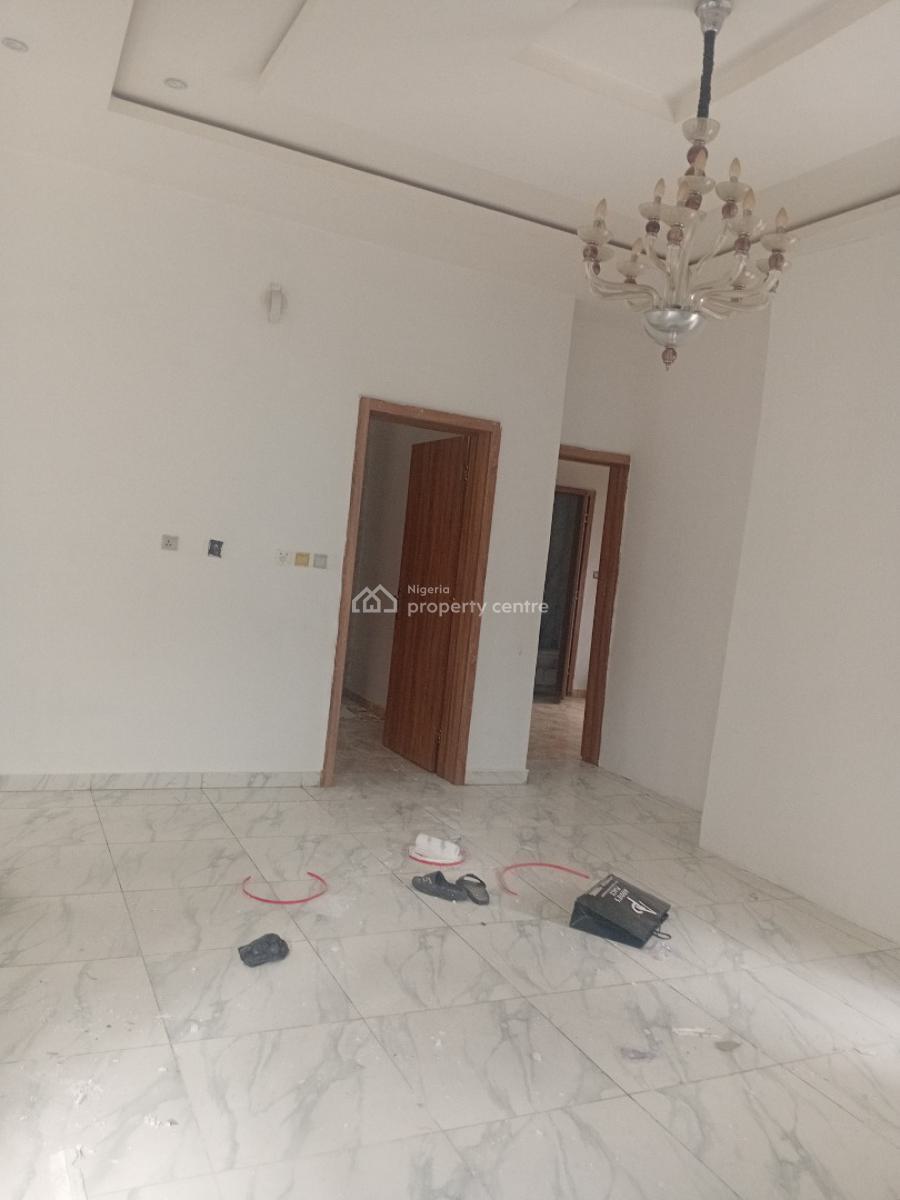 Savoring Spacious Room and Parlour Apartment, Ochid Road, Lekki, Lagos, Detached Duplex for Rent
