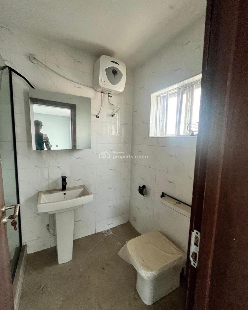 Lovely 2 Bedroom Apartment with Bq, Ikate, Lekki, Lagos, Block of Flats for Sale