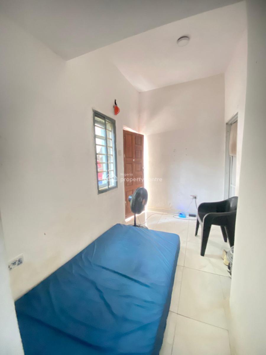 a Spacious and Affordable Bq, Abraham Adesanya, Ajah, Lagos, Flat / Apartment for Rent