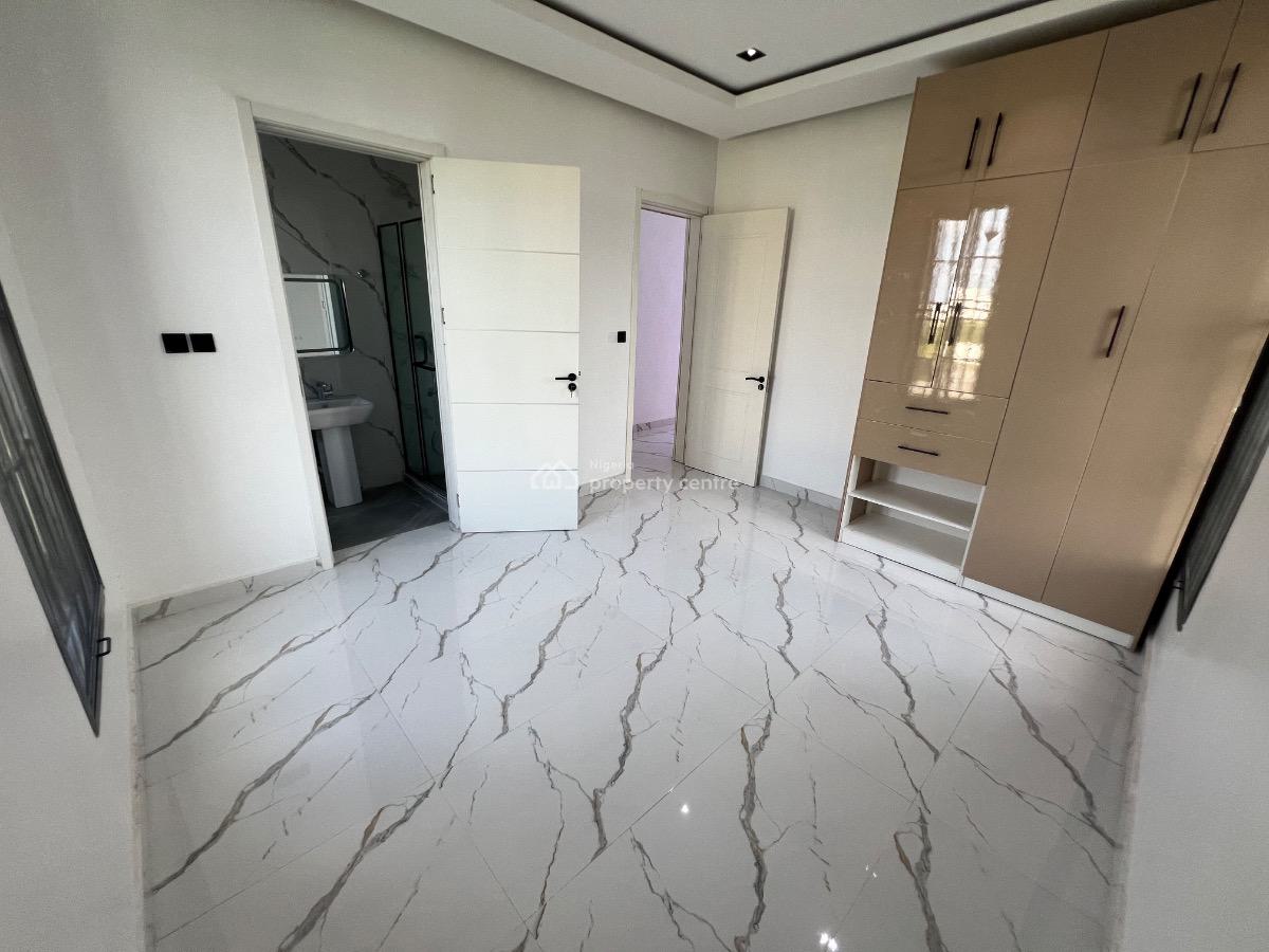 5 Bedroom Detached Duplex with Bq & Swimming Pool, Royal Garden, Ajah, Lagos, Detached Duplex for Sale