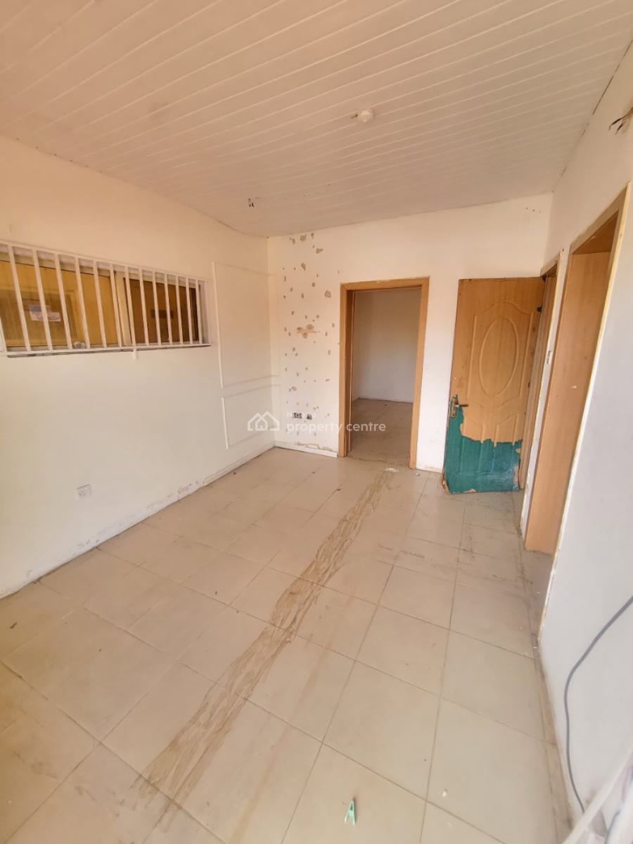 Spacious and Affordable Minflat, Ado Road, Ajah, Lagos, Flat / Apartment for Rent