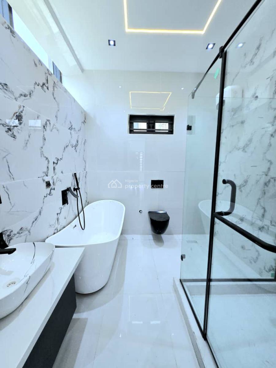 Luxurious 5-bedroom Fully Detached Duplexes, Ologolo, Lekki, Lagos, Detached Duplex for Sale