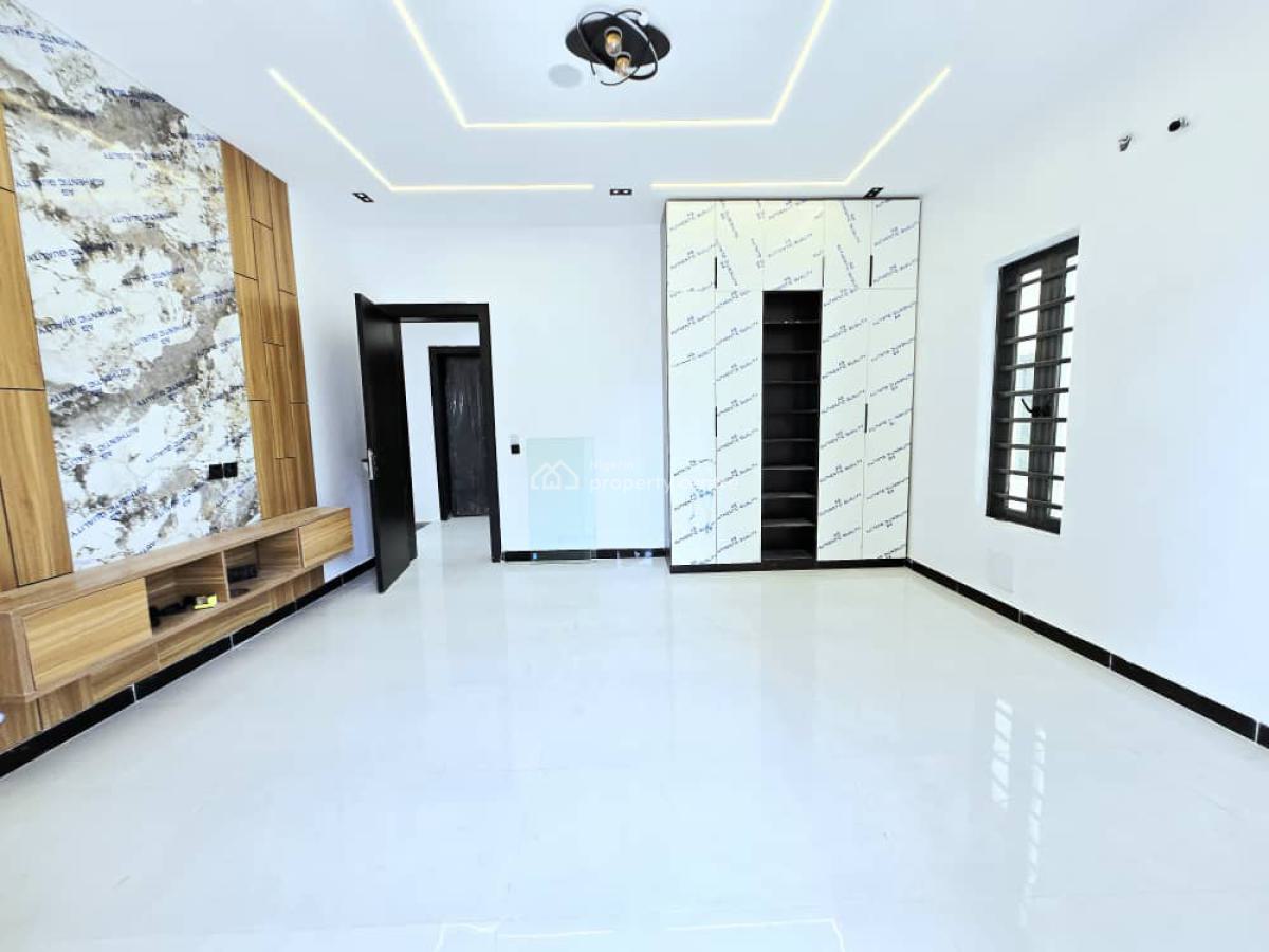 Luxurious 5-bedroom Fully Detached Duplexes, Ologolo, Lekki, Lagos, Detached Duplex for Sale