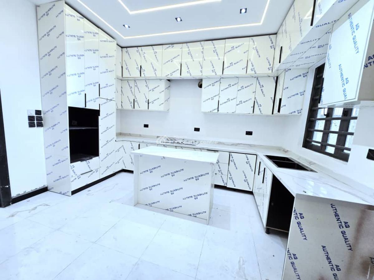 Luxurious 5-bedroom Fully Detached Duplexes, Ologolo, Lekki, Lagos, Detached Duplex for Sale
