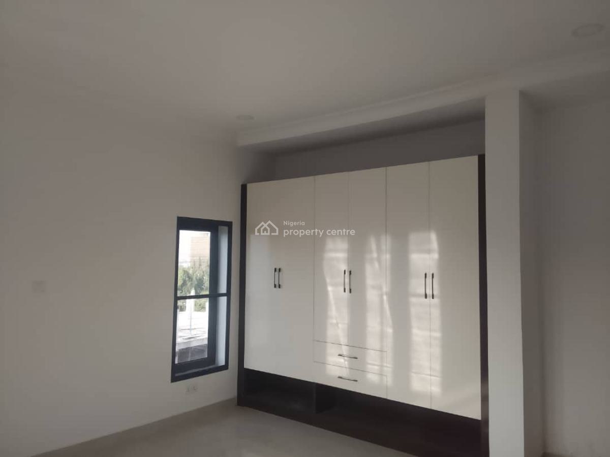 Spacious 3 Bedrooms Flat with Bq, Katampe Road, Katampe (main), Katampe, Abuja, Flat / Apartment for Rent