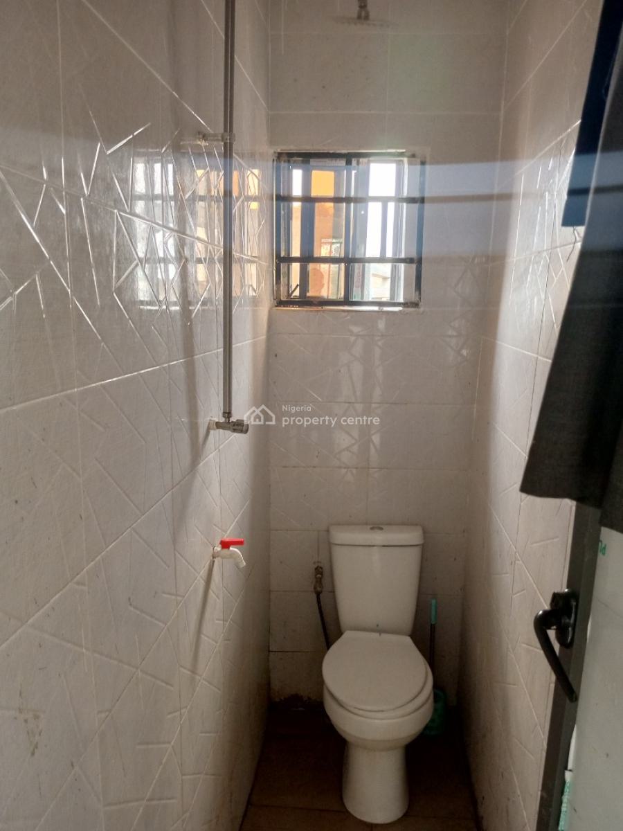a Well Renovated 1 Bedroom Self Contain, Lugbe District, Abuja, Self Contain (single Rooms) for Rent