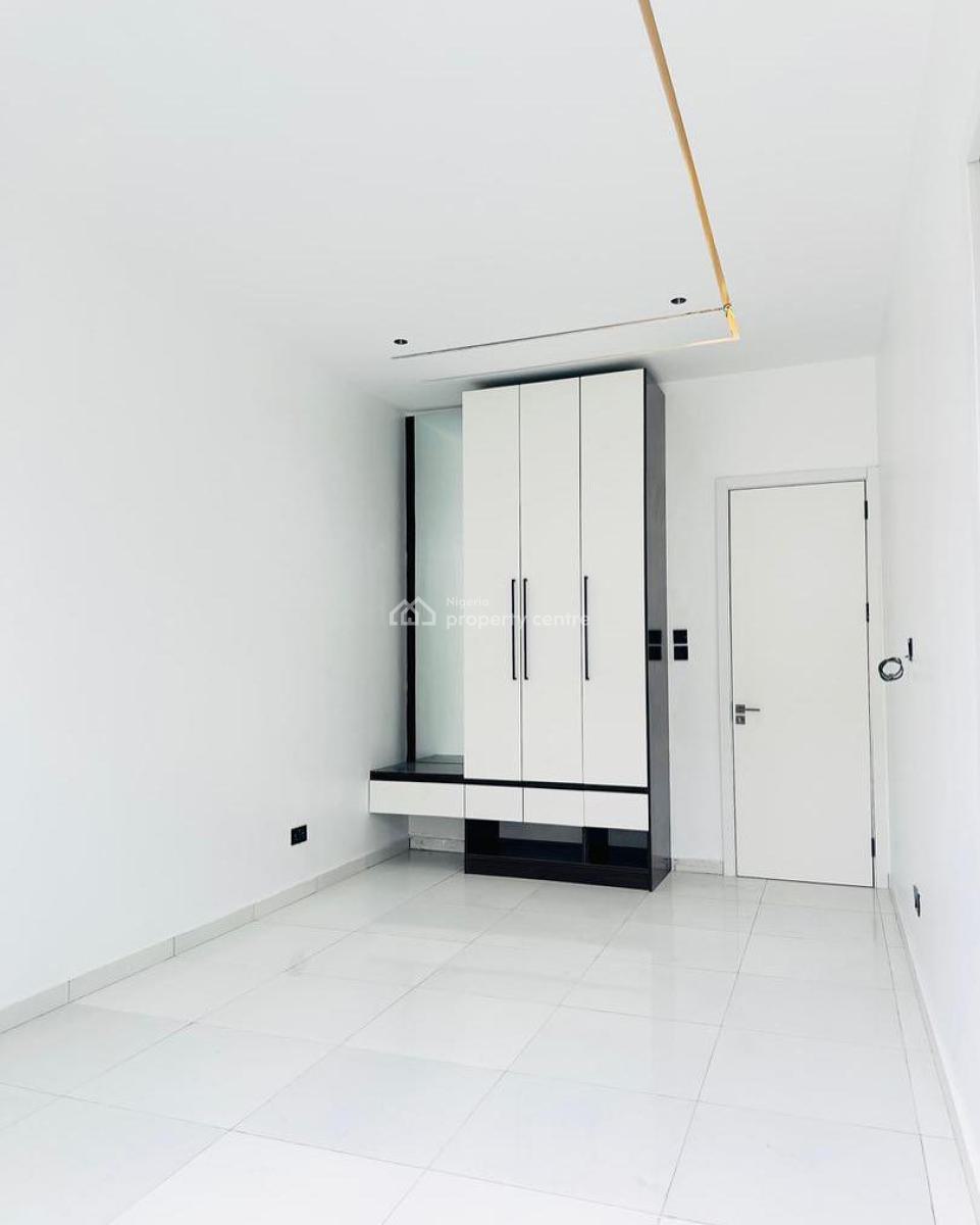 Lovely 2 Bedroom Apartment with Bq, Oniru, Victoria Island (vi), Lagos, Block of Flats for Sale
