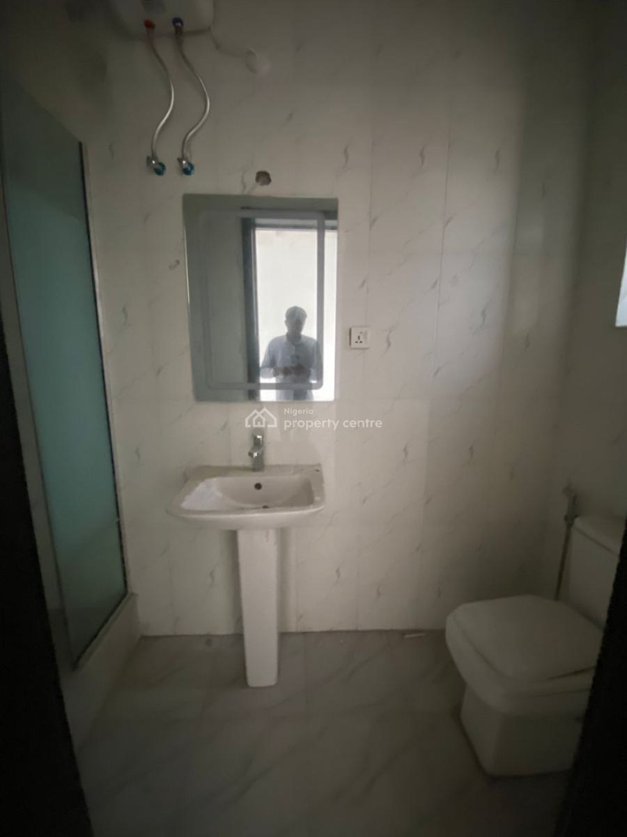 4 Bedroom Terrace Duplex with Bq, Ologolo, Lekki, Lagos, Terraced Duplex for Sale