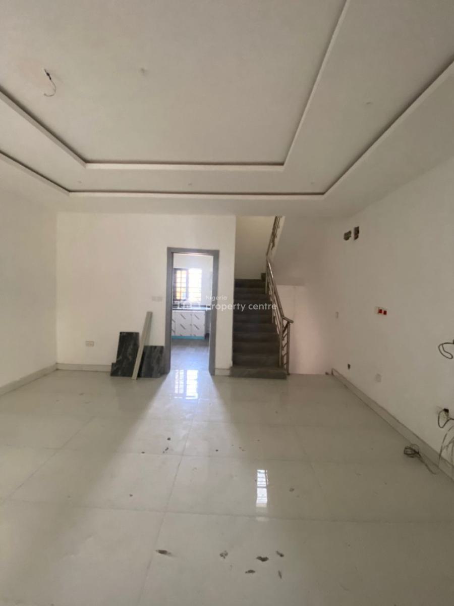 3 Bedroom Terrace, Ologolo, Lekki, Lagos, Terraced Duplex for Sale