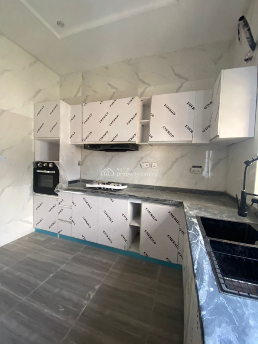 3 Bedroom Terrace, Ologolo, Lekki, Lagos, Terraced Duplex for Sale