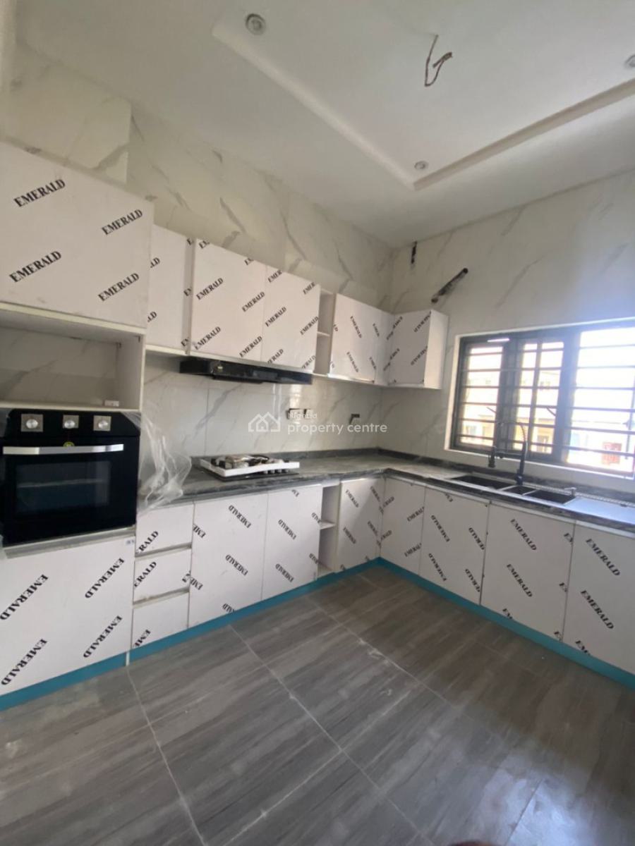 3 Bedroom Terrace, Ologolo, Lekki, Lagos, Terraced Duplex for Sale