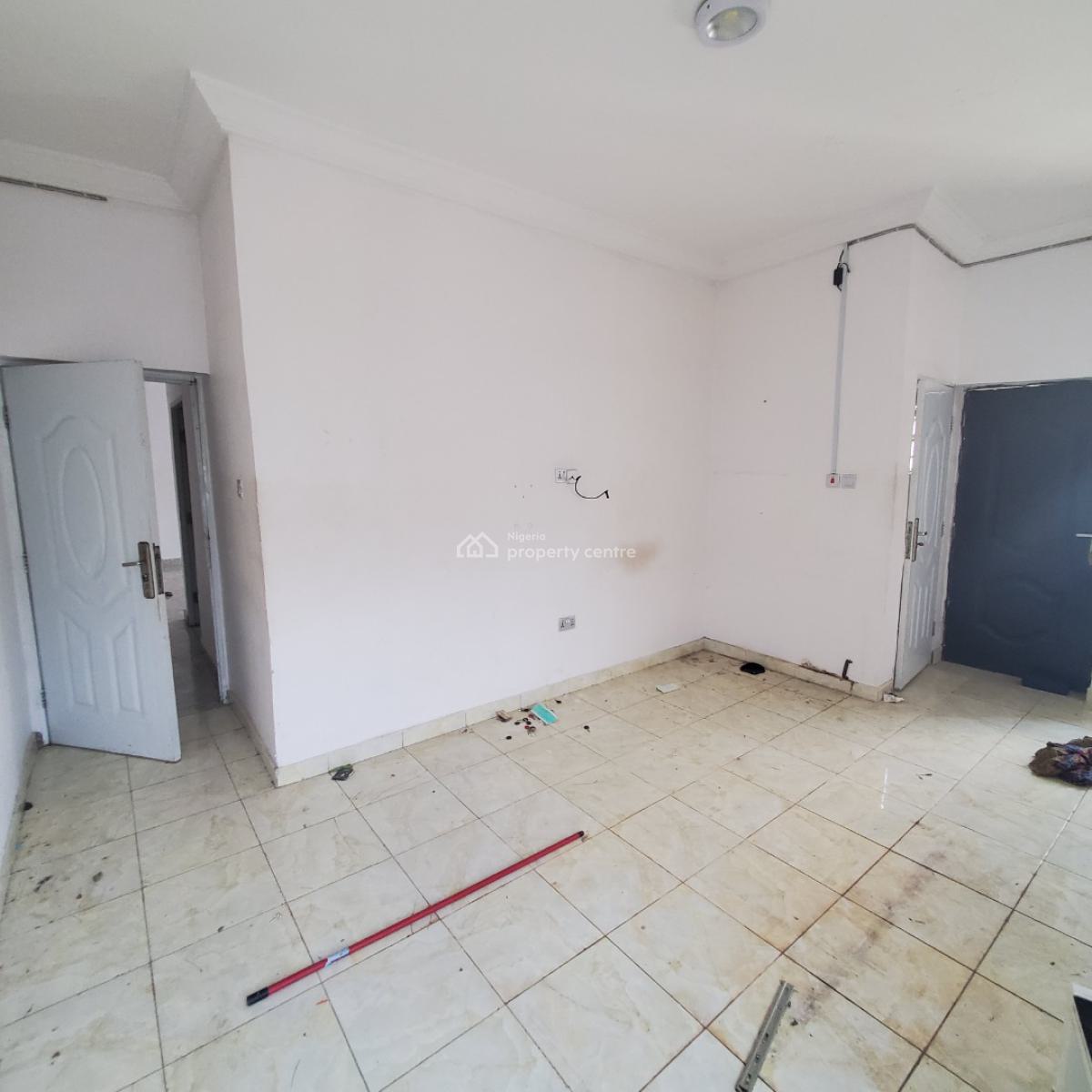 Excellent 2 Bedroom Apartment with Pool and Gym, Ikota, Lekki, Lagos, Flat / Apartment for Sale