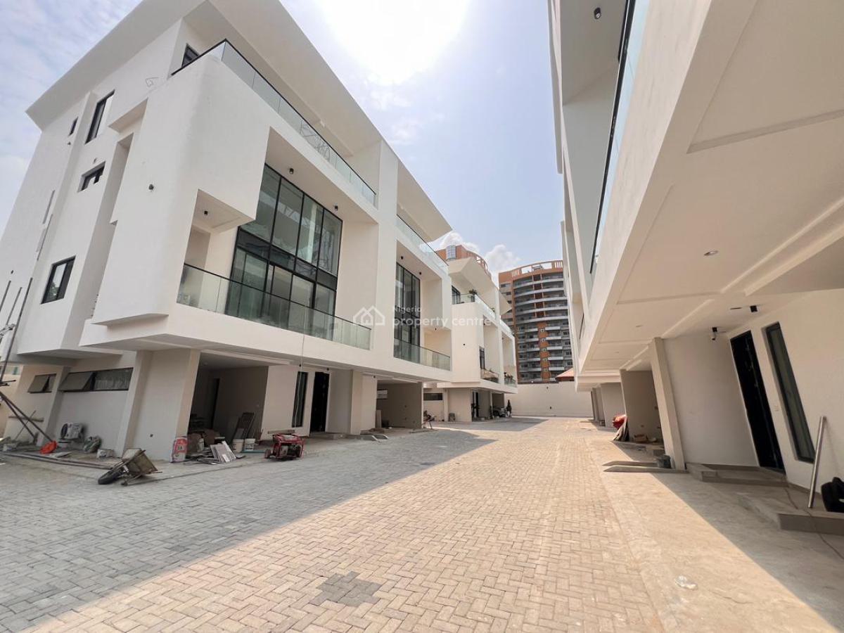 4 Bedroom Semi Detached Duplex with 2 Room Boys Quarters, Parkview Estate, Parkview, Ikoyi, Lagos, Semi-detached Duplex for Sale