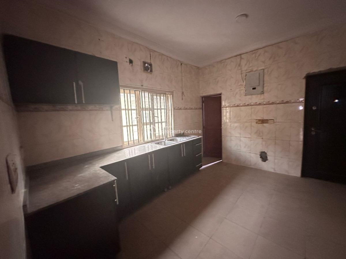 Spacious 5 Bedrooms Terraced Duplex, Lekki Phase 1, Lekki, Lagos, Terraced Duplex for Rent