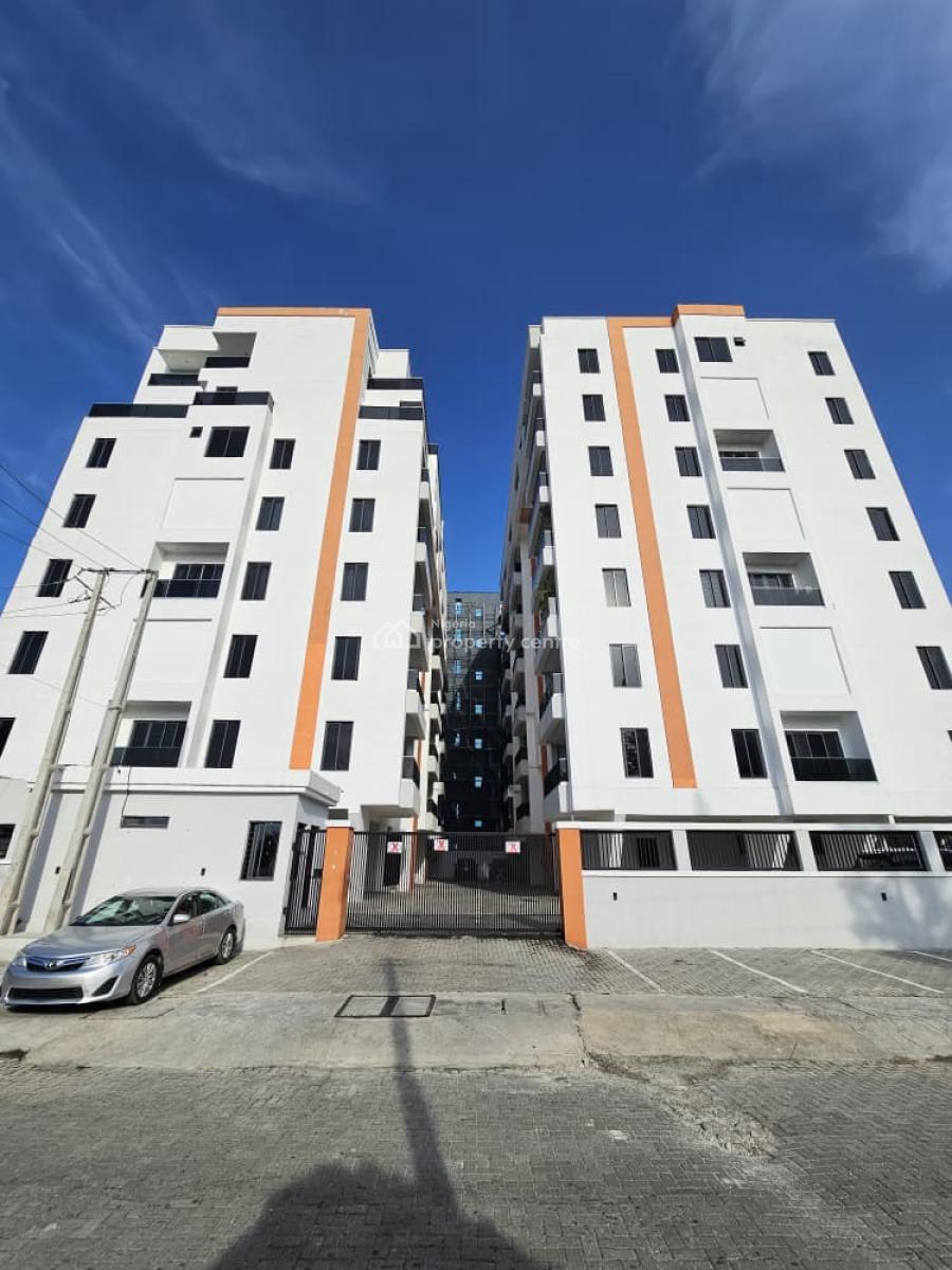 Outstanding Luxury Spacious 5 Bedroom Penthouse with Bq, Lekki Phase 1, Lekki, Lagos, Flat / Apartment for Sale