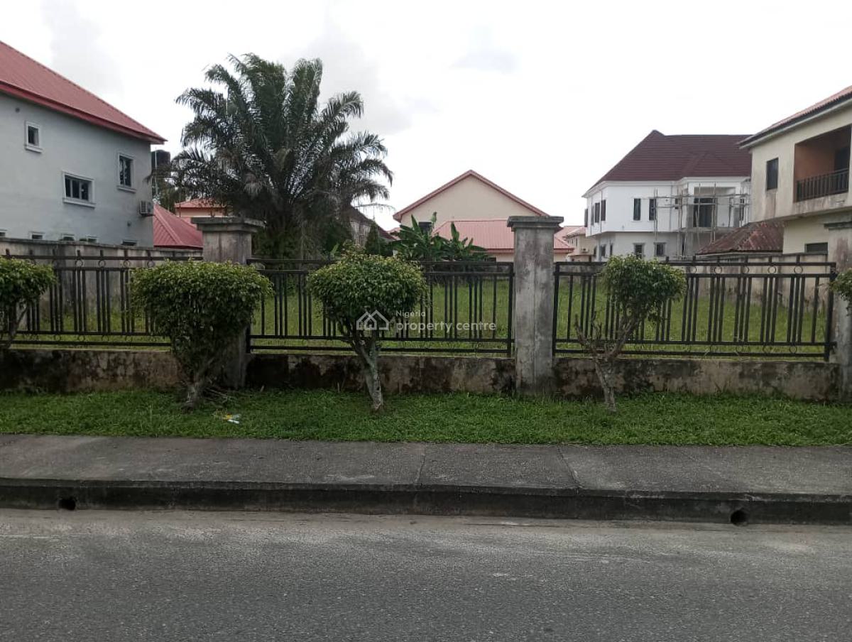 Gated and Fenced Plot of Land Measured 700 Sqm, Crown Estate, Sangotedo, Ajah, Lagos, Residential Land for Sale
