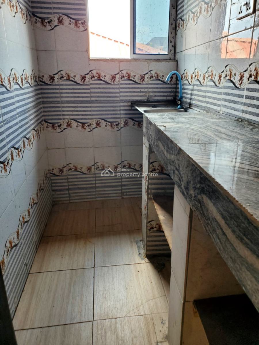 Massive Mini Flat, Upstairs, Bogije, Ibeju Lekki, Lagos, Mini Flat (room and Parlour) for Rent