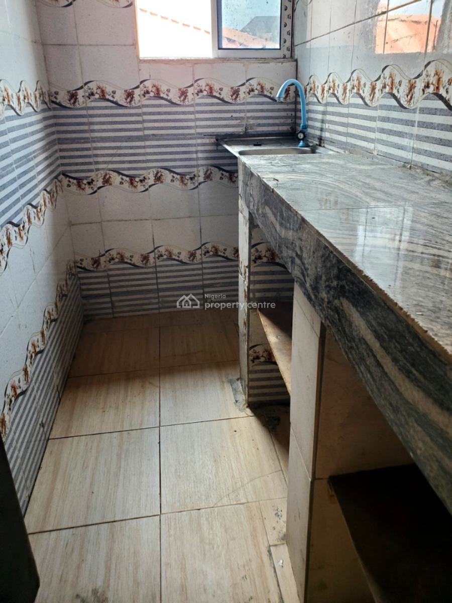 Massive Mini Flat, Upstairs, Bogije, Ibeju Lekki, Lagos, Mini Flat (room and Parlour) for Rent