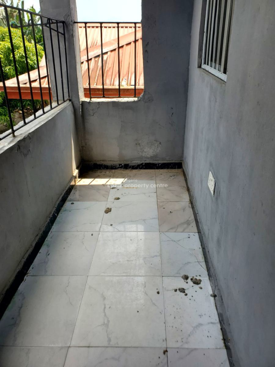 Massive Mini Flat, Upstairs, Bogije, Ibeju Lekki, Lagos, Mini Flat (room and Parlour) for Rent
