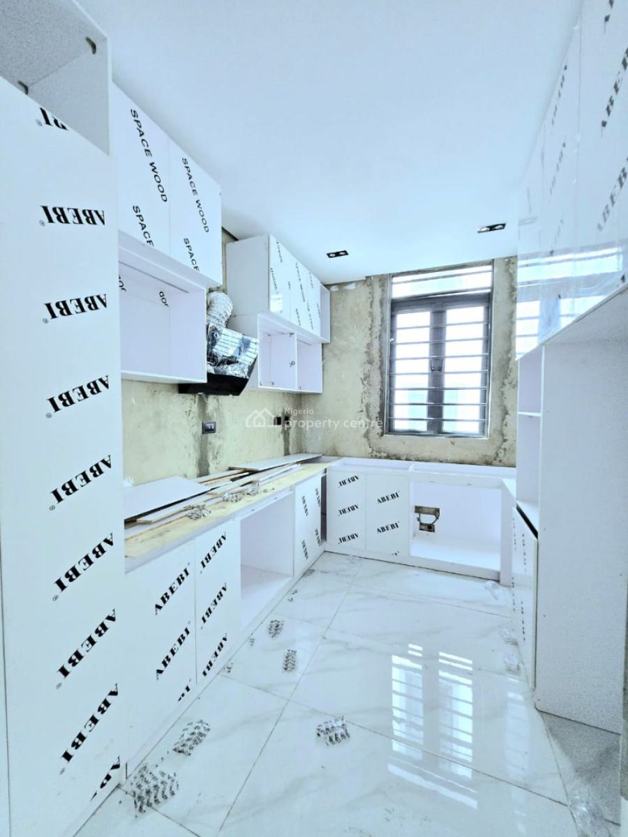 Spacious Fully Serviced 2 Bedroom Apartments, Ologolo, Lekki, Lagos, Flat / Apartment for Sale