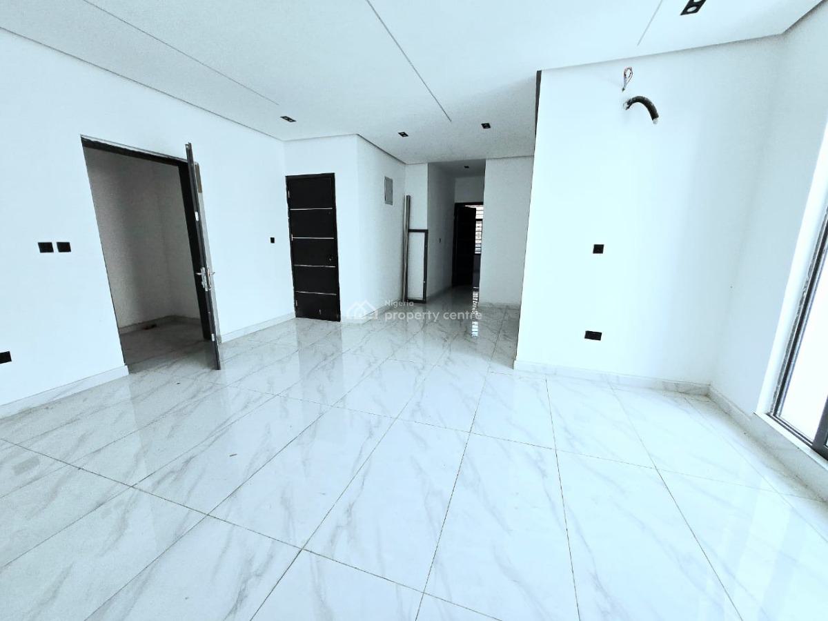 Spacious Fully Serviced 2 Bedroom Apartments, Ologolo, Lekki, Lagos, Flat / Apartment for Sale
