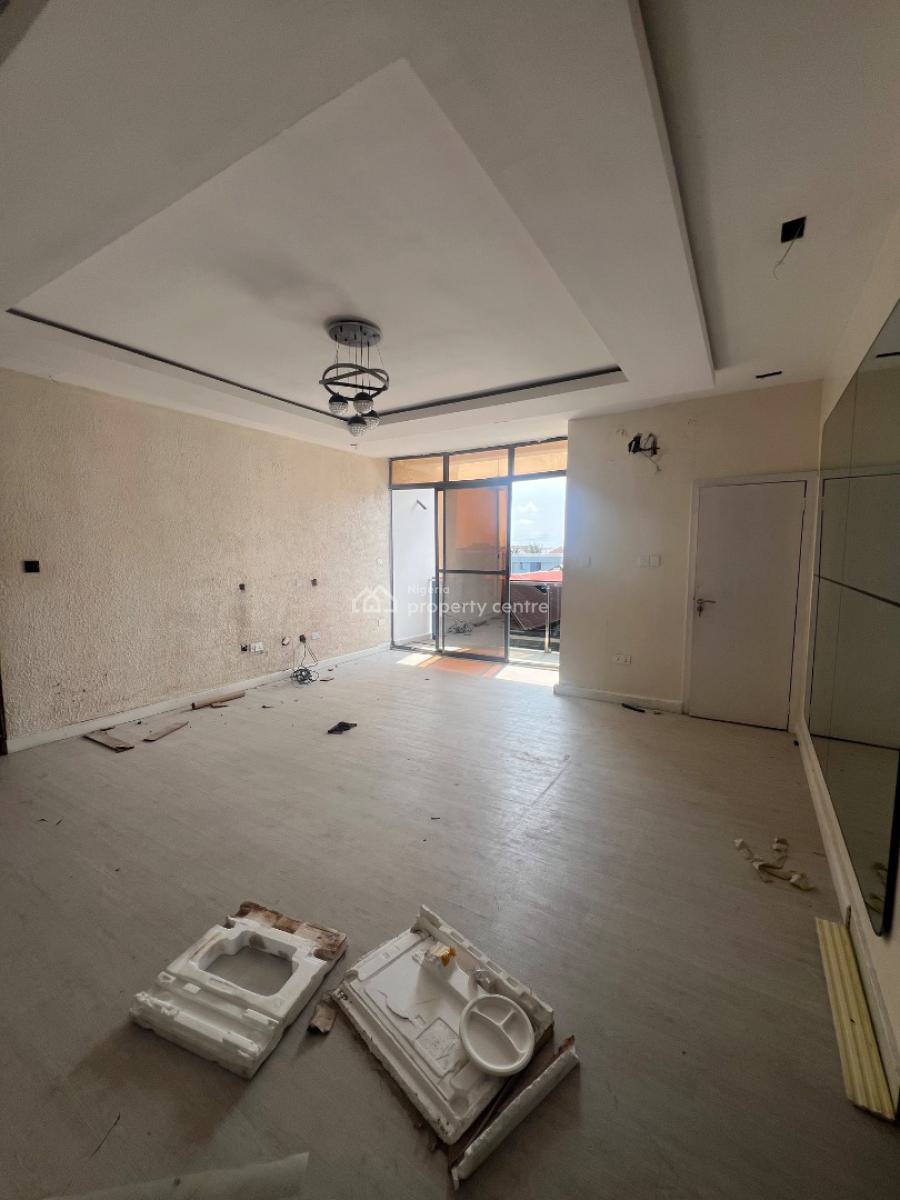 Well Maintained 2 Bedrooms Apartment, Platinum Way, Jakande, Lekki, Lagos, Flat / Apartment for Rent