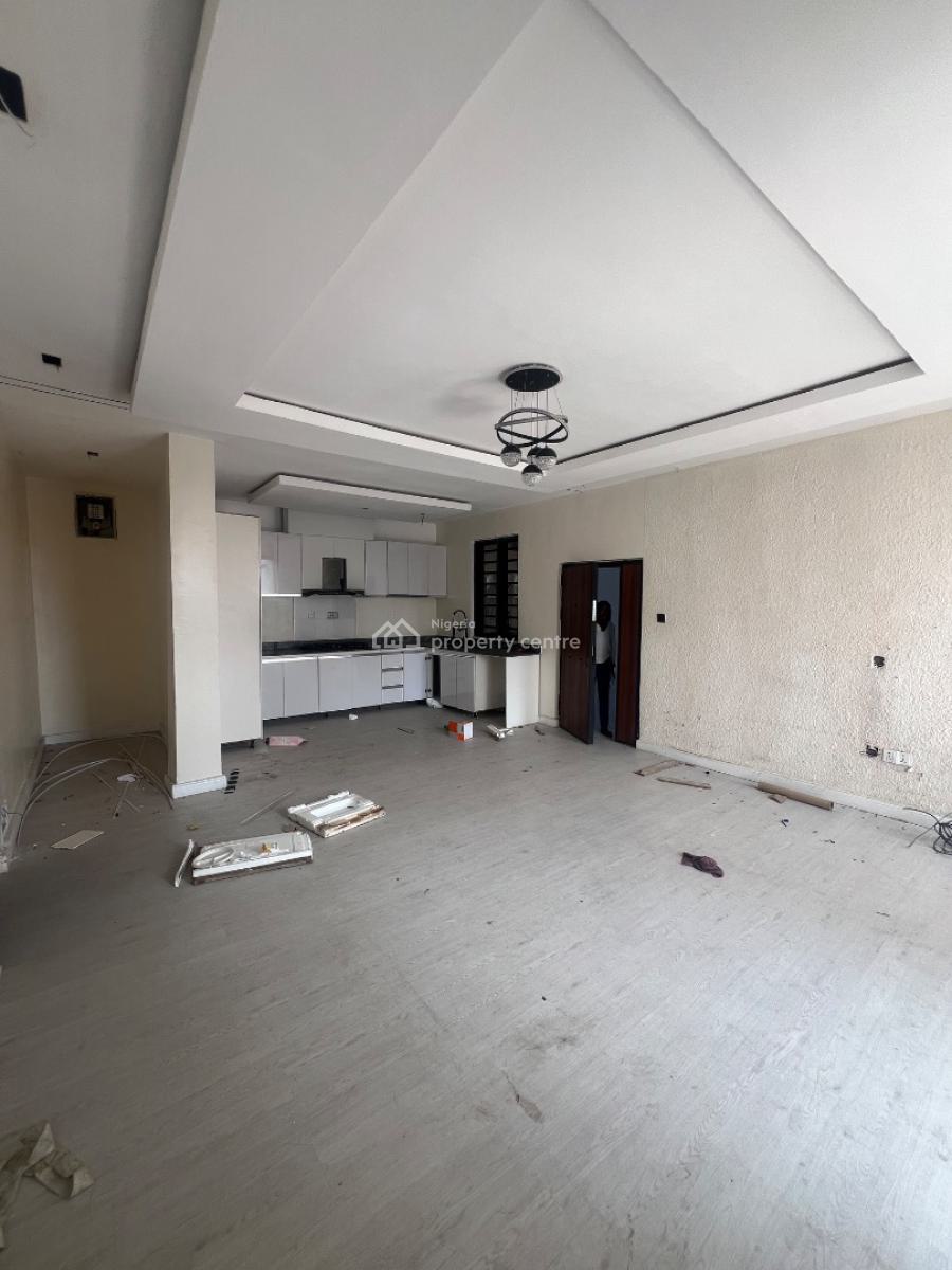 Well Maintained 2 Bedrooms Apartment, Platinum Way, Jakande, Lekki, Lagos, Flat / Apartment for Rent