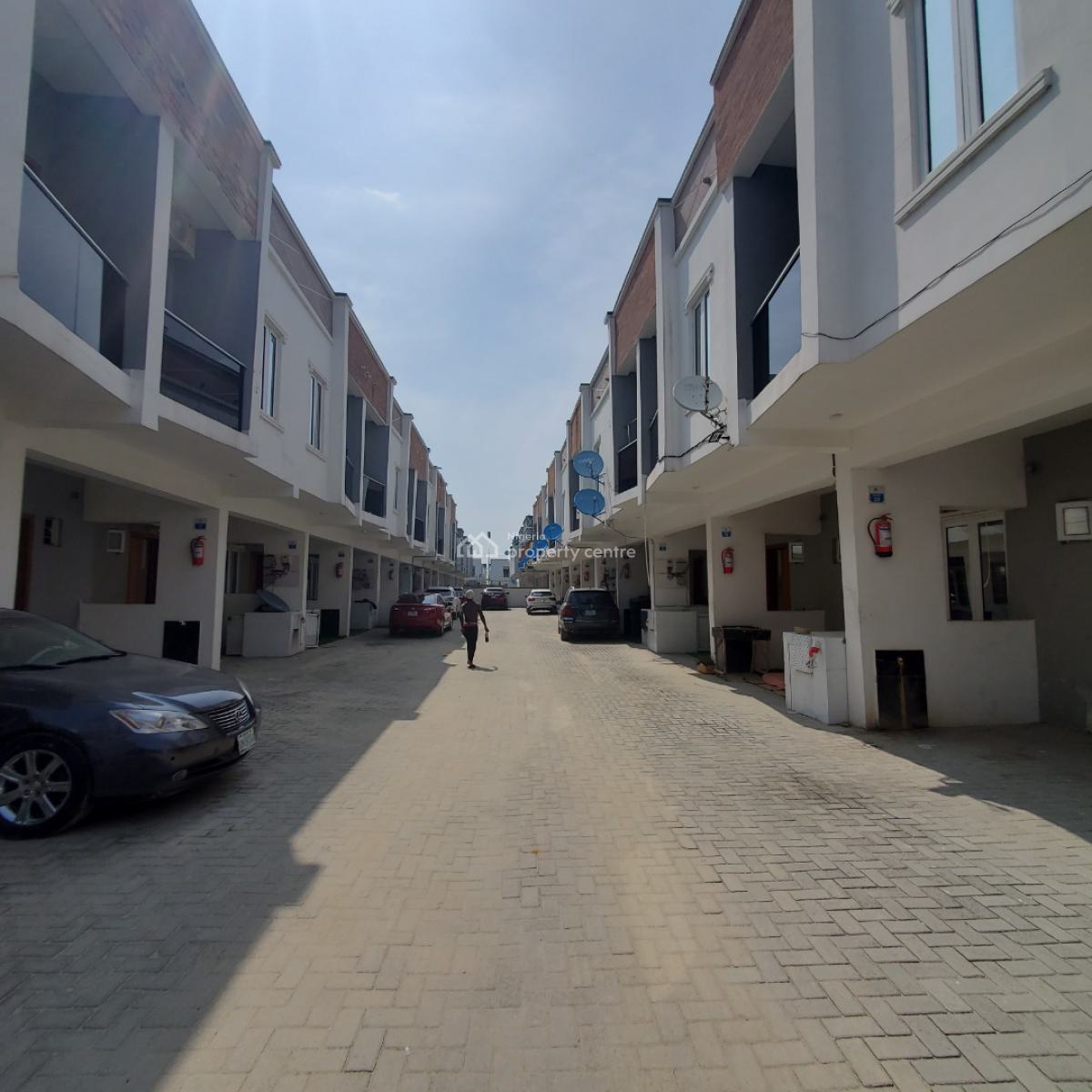 Beautiful 3 Bedrooms Terraced Duplex Within a Secured Estate, Ikota, Lekki, Lagos, Terraced Duplex for Rent