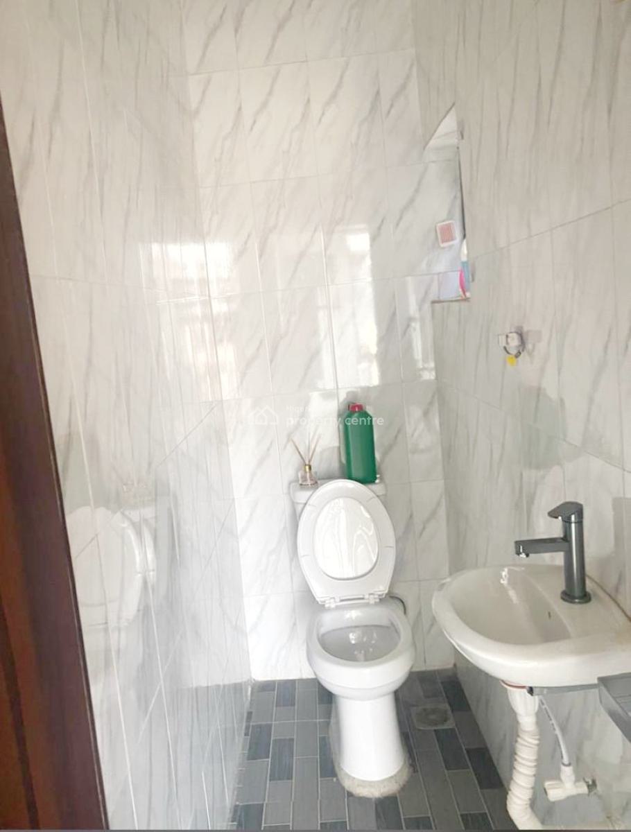 Luxury Mini Flat, Gra Phase 1, Magodo, Lagos, Mini Flat (room and Parlour) for Rent