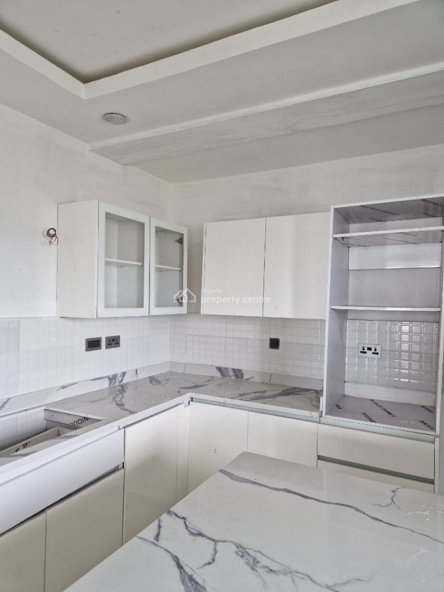3 Bedroom Spacious Maisonette, Freedom Way, Lekki Phase 1, Lekki, Lagos, Terraced Duplex for Sale