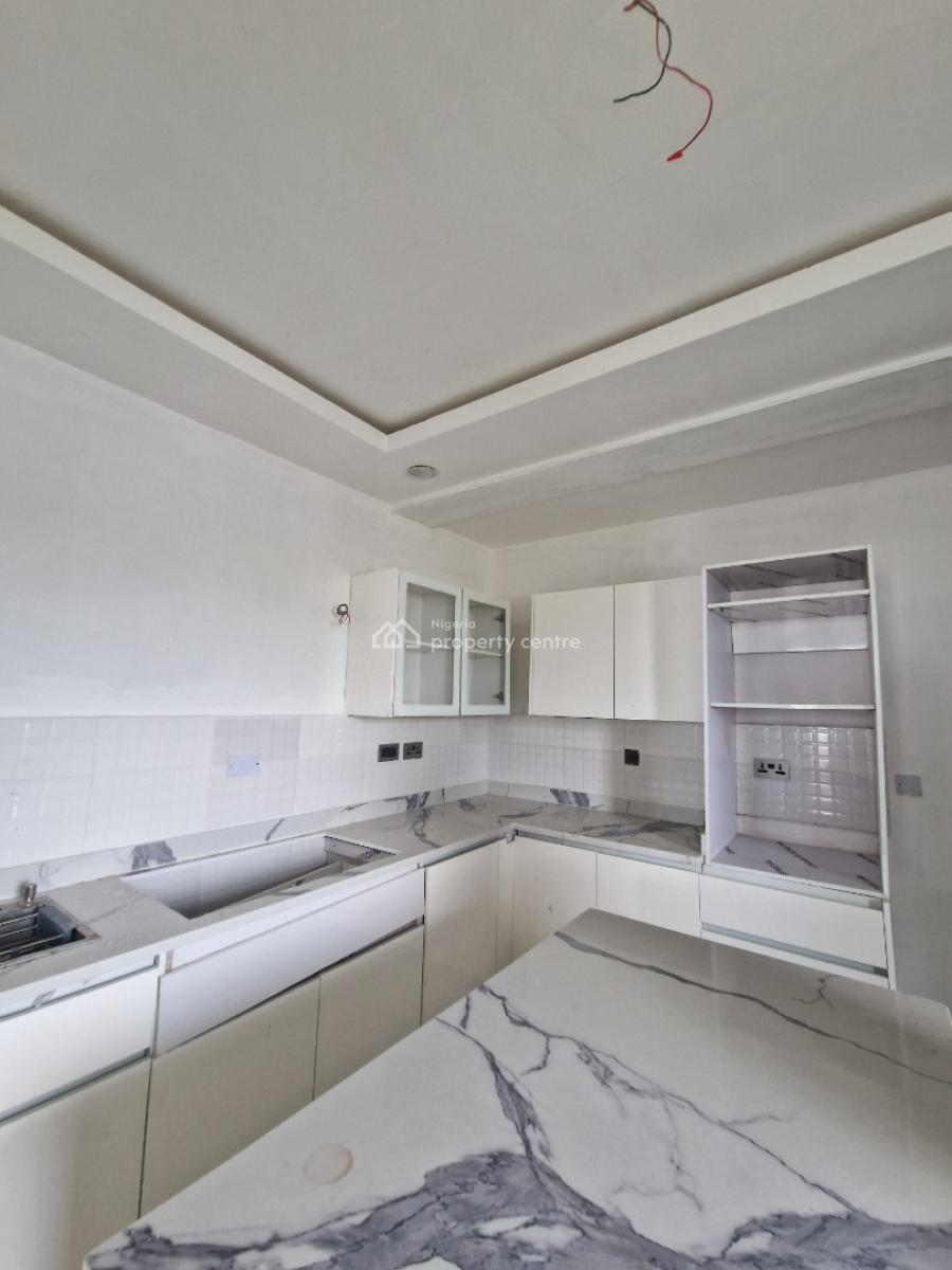3 Bedroom Spacious Maisonette, Freedom Way, Lekki Phase 1, Lekki, Lagos, Terraced Duplex for Sale