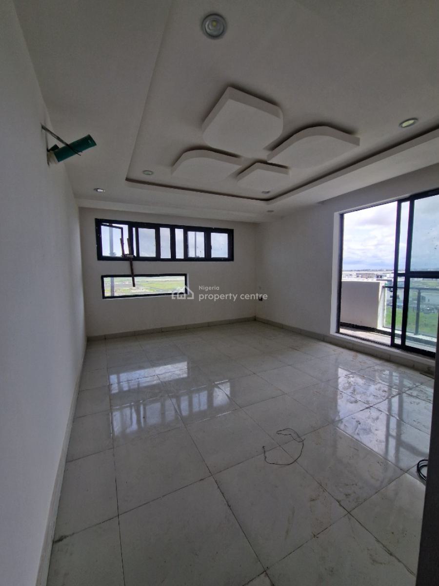 3 Bedroom Spacious Maisonette, Freedom Way, Lekki Phase 1, Lekki, Lagos, Terraced Duplex for Sale