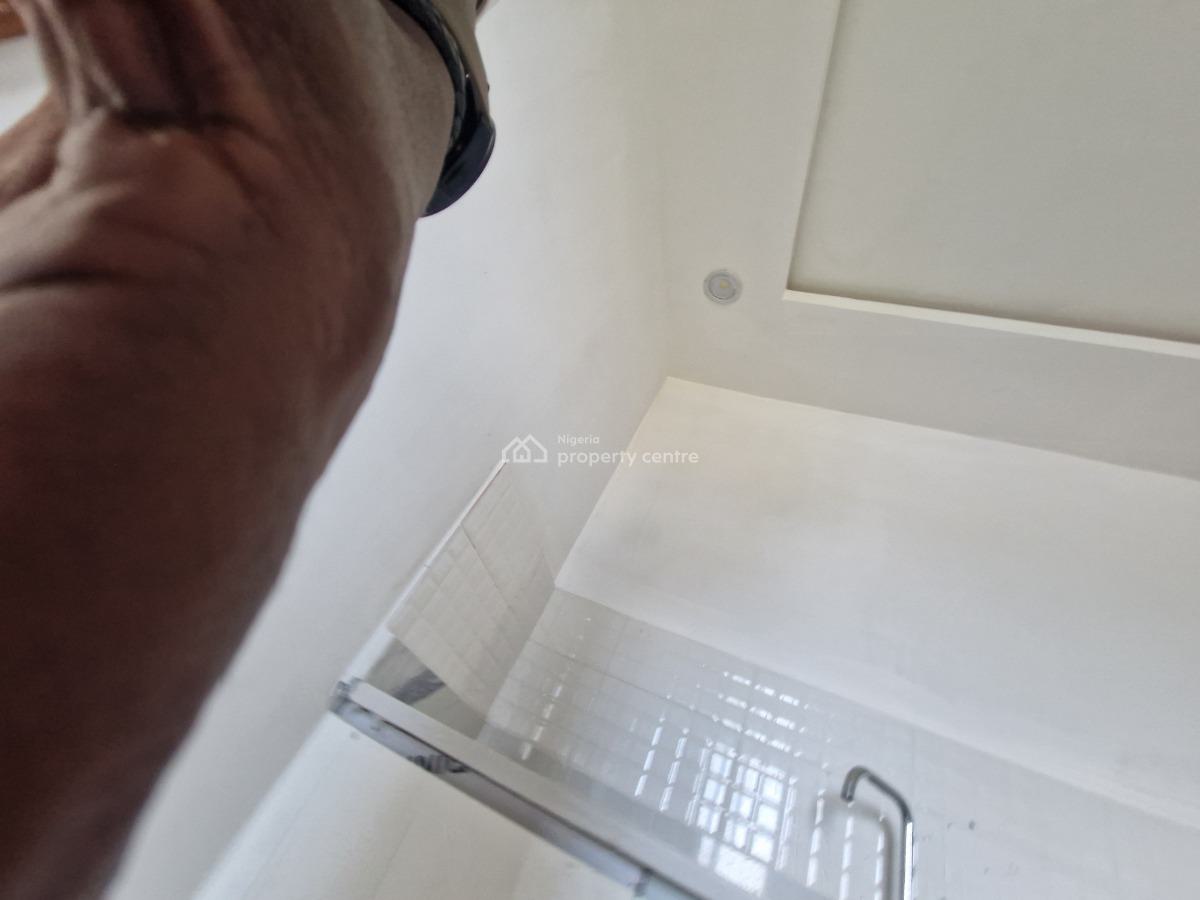 3 Bedroom Spacious Maisonette, Freedom Way, Lekki Phase 1, Lekki, Lagos, Terraced Duplex for Sale