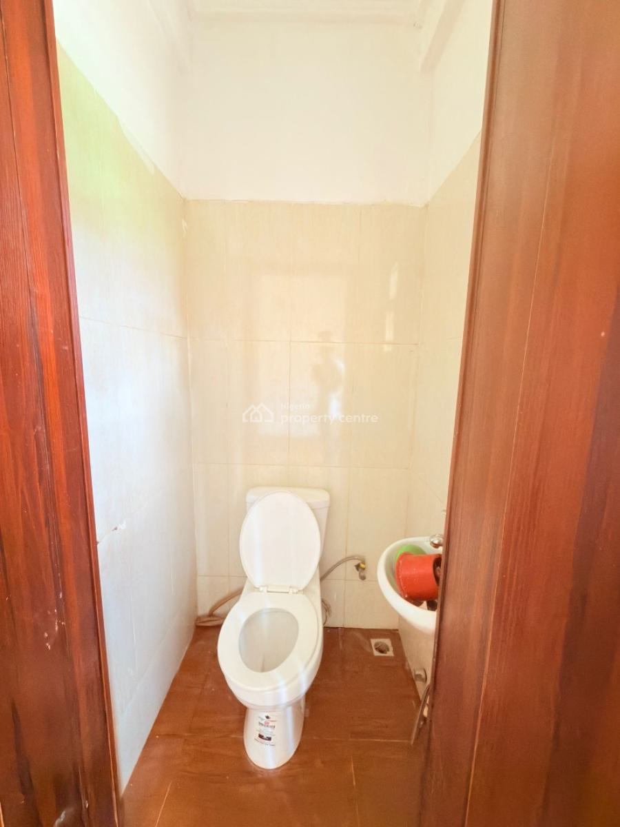 1 Bedroom Apartment, Wuye, Abuja, Mini Flat (room and Parlour) for Sale