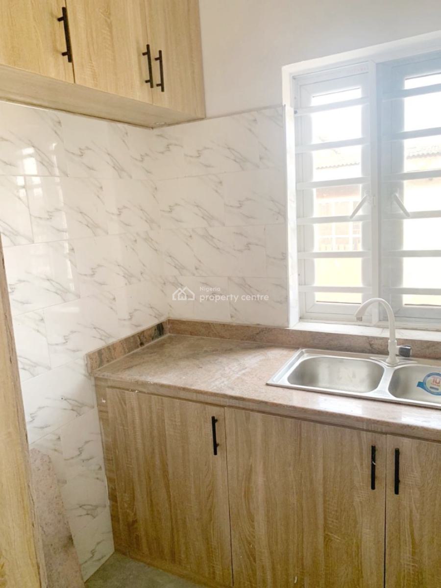 Luxury Mini Flat, Omole Phase 2, Ikeja, Lagos, Mini Flat (room and Parlour) for Rent