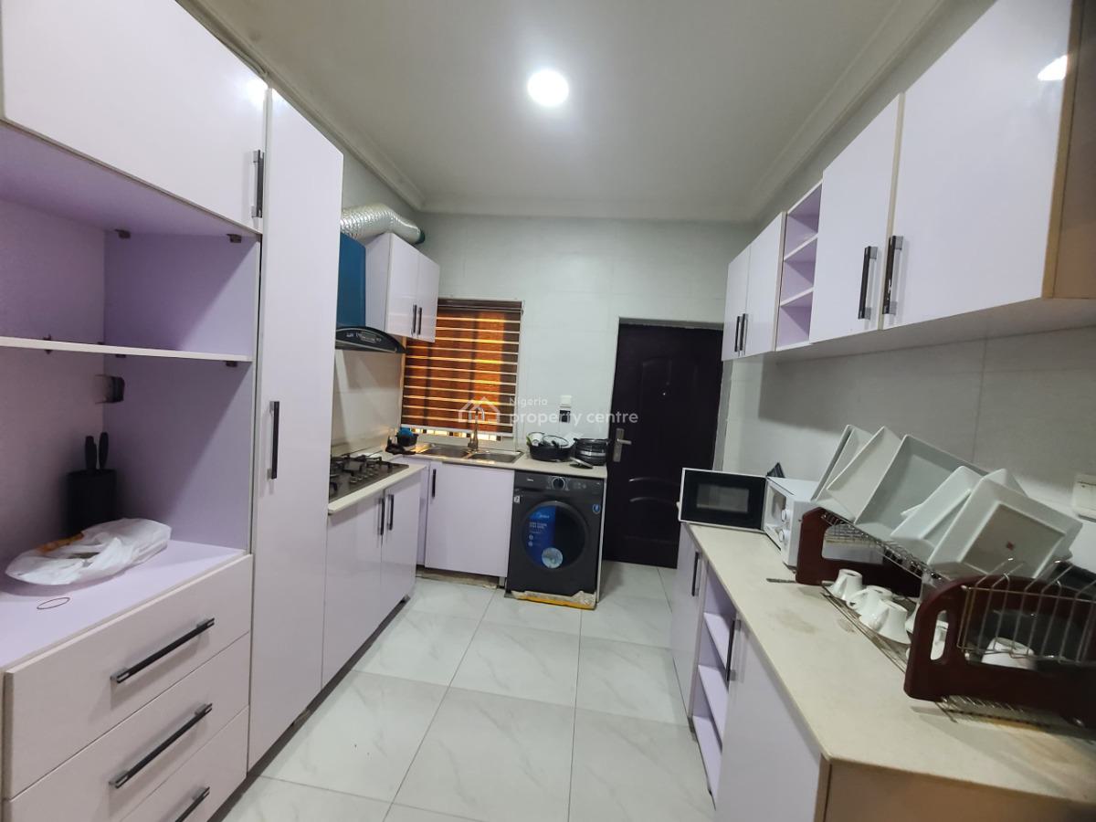 Standard and Fully Furnished 2 Bedroom, Ilasan, Lekki, Lagos, Flat / Apartment for Rent