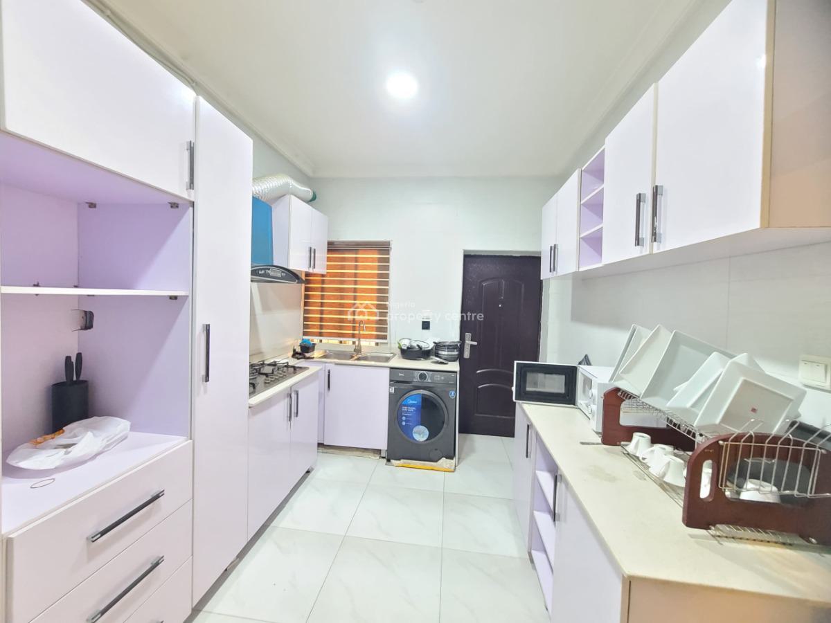 Standard and Fully Furnished 2 Bedroom, Ilasan, Lekki, Lagos, Flat / Apartment for Rent