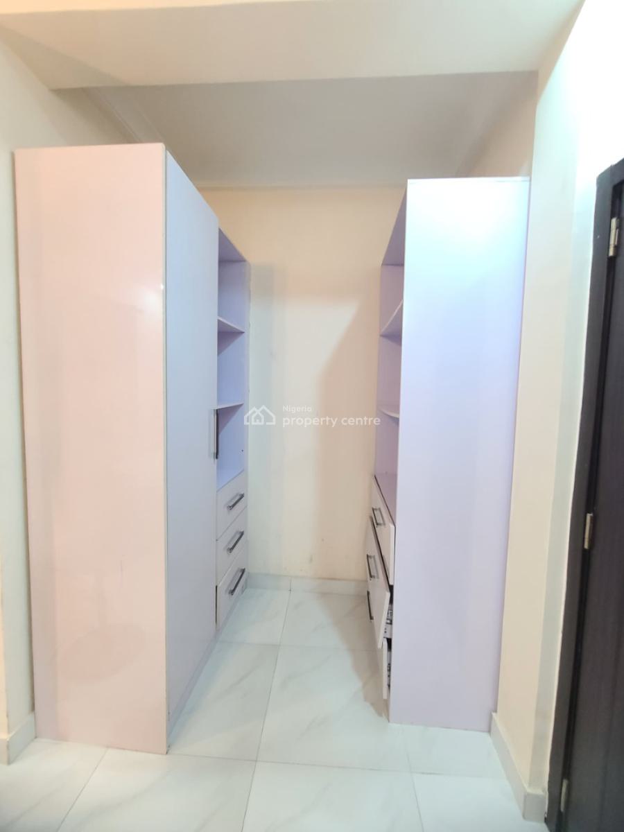 Standard and Fully Furnished 2 Bedroom, Ilasan, Lekki, Lagos, Flat / Apartment for Rent