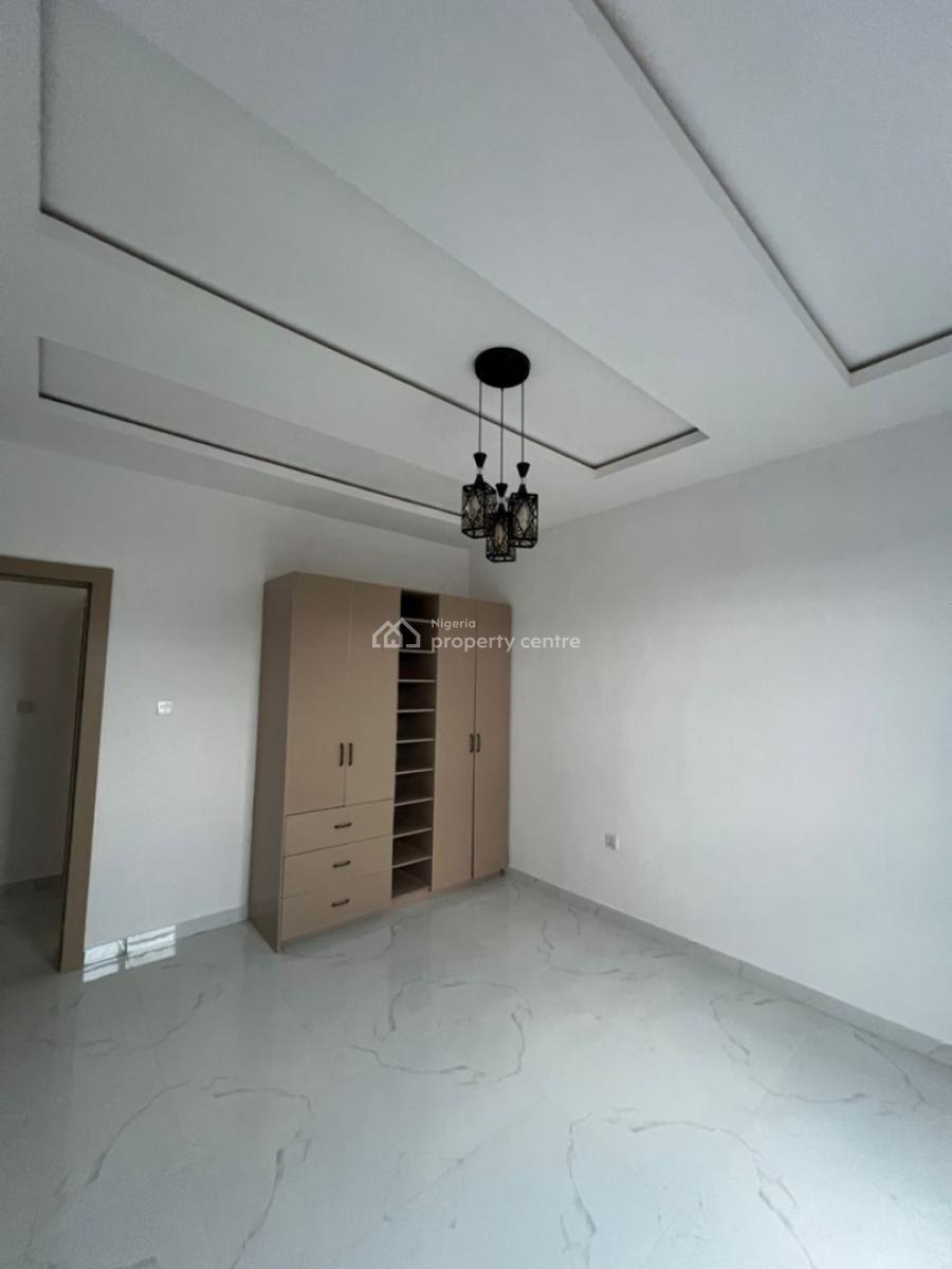 Newly Built 3 Bedrooms Apartment, Off Adeyemo Akapo, Omole Phase 1, Ikeja, Lagos, Flat / Apartment for Sale